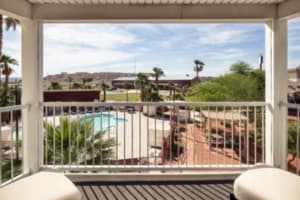 Holiday Inn Resort Mesquite - Photos - King Suite Balcony Pool View